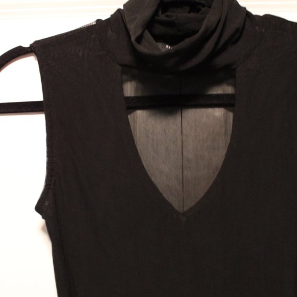 Black mesh body suit with Cut out at Chest - Picture 2 of 3